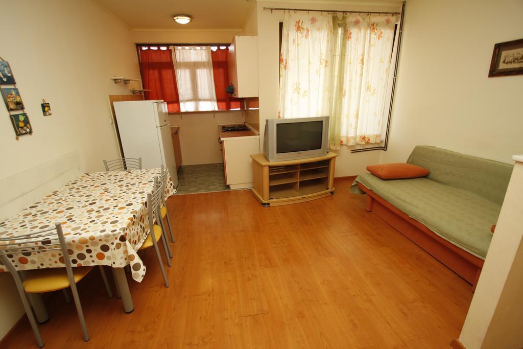 Apartments Lidus Макарска Номер фото